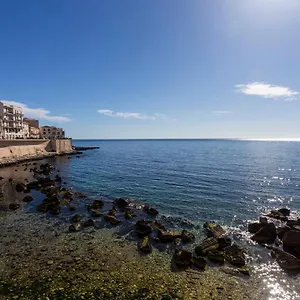 Ammari Ortigia Syracuse